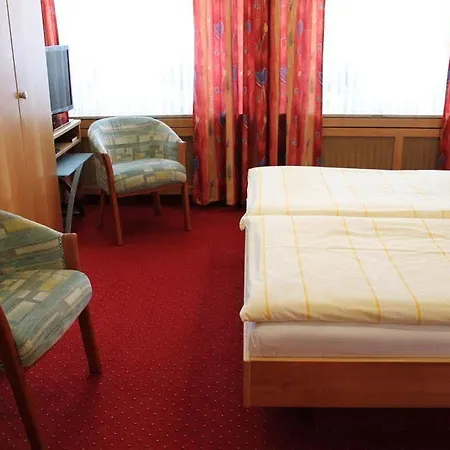 Hotel Am Hafen 3*